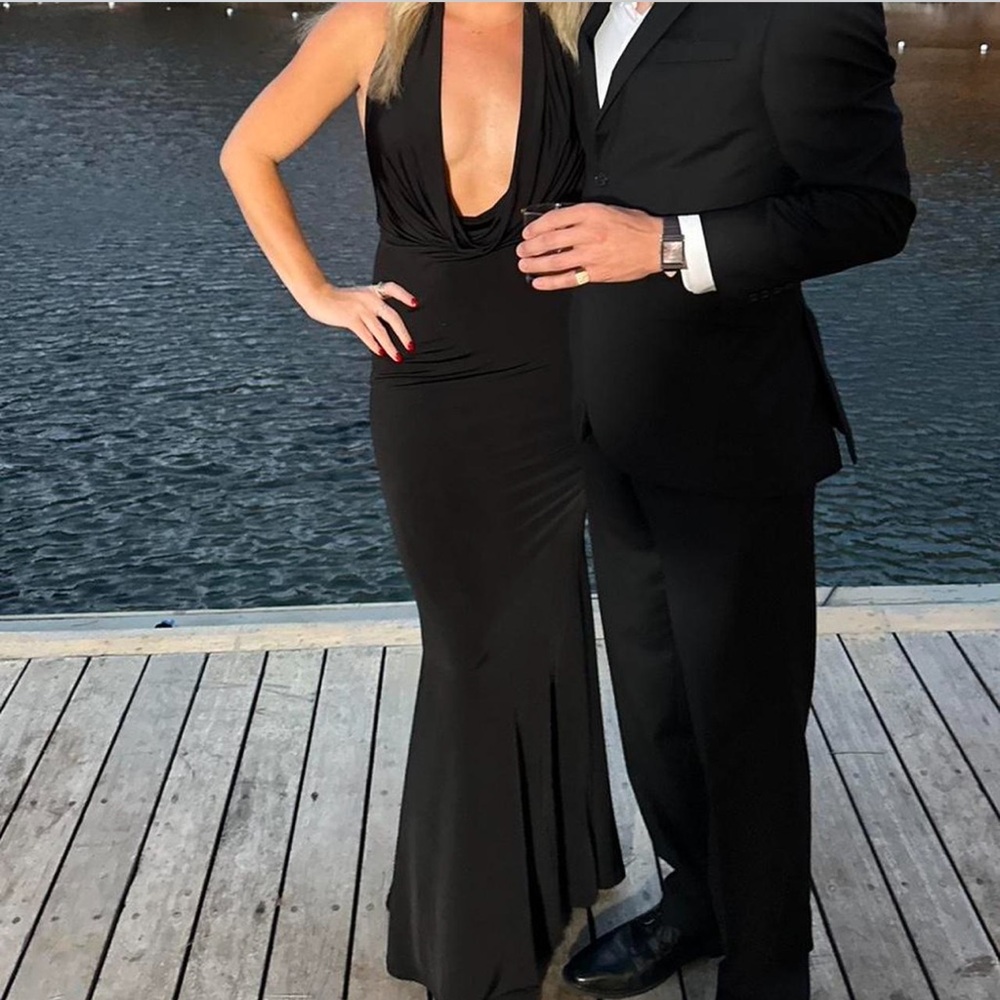 Lulu's Elegant Black Maxi Dress